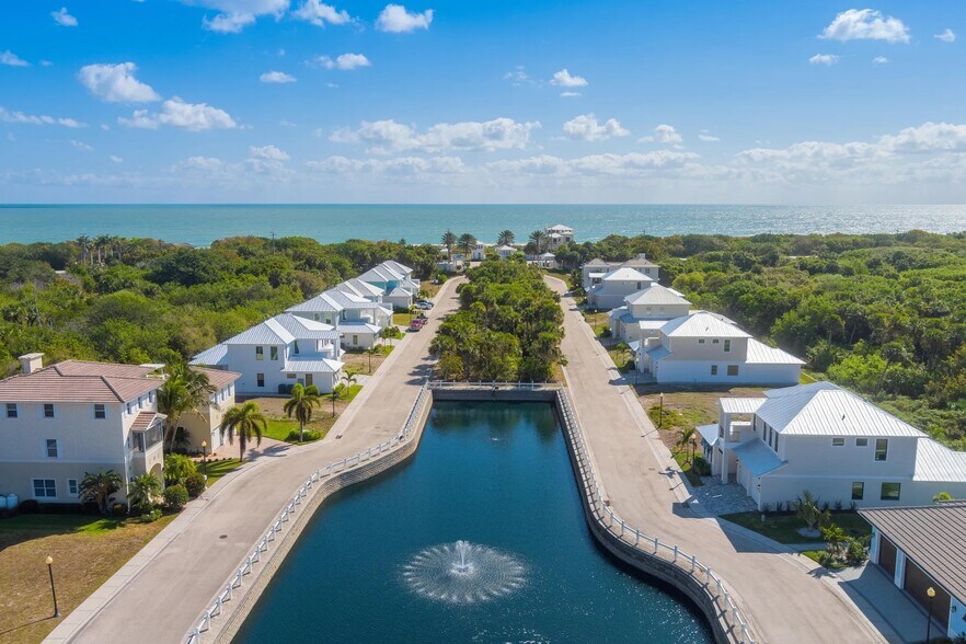 104 Ocean Estates Dr, Hutchinson Island, FL à vendre - Autre – Image 2 sur 14