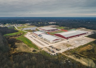 Plus de détails pour 5201 Spire Cir, Geneva, OH - Bureau/Local commercial à louer