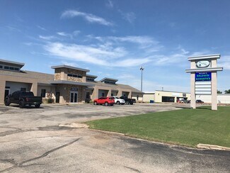 Plus de détails pour 2631 N Shields Blvd, Oklahoma City, OK - Local commercial à louer