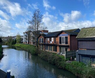 Plus de détails pour 55-61 South St, Bishop's Stortford - Bureau à vendre
