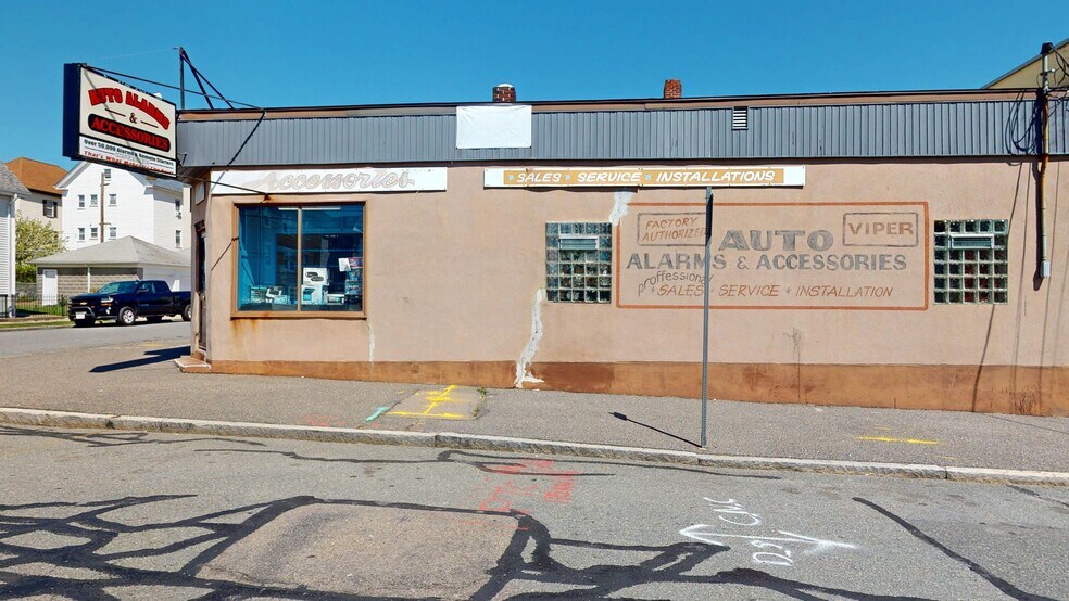 101 Nash Rd, New Bedford, MA à vendre - Photo de l’immeuble – Image 3 sur 39