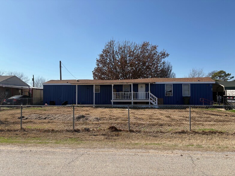 209 County Road 4852, Newark, TX à vendre - Photo de l’immeuble – Image 3 sur 5