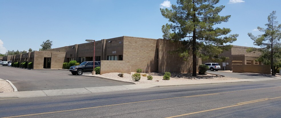 2009 E 5th St, Tempe, AZ à louer - Photo de l’immeuble – Image 2 sur 4