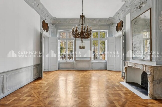 Plus de détails pour 19 Cours Mirabeau, Aix-en-Provence - Bureau à louer