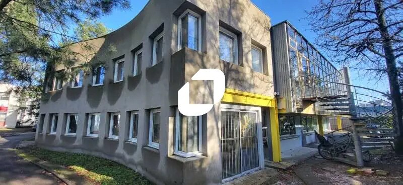 Bureau dans Mérignac à louer - Photo de l’immeuble – Image 1 sur 10