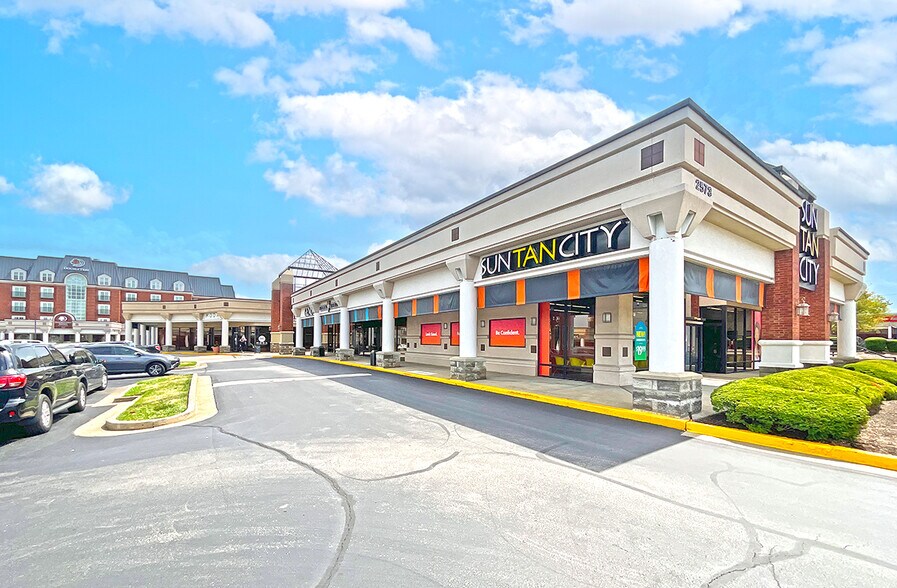 2573 Richmond Rd, Lexington, KY à louer - Photo de l’immeuble – Image 3 sur 19