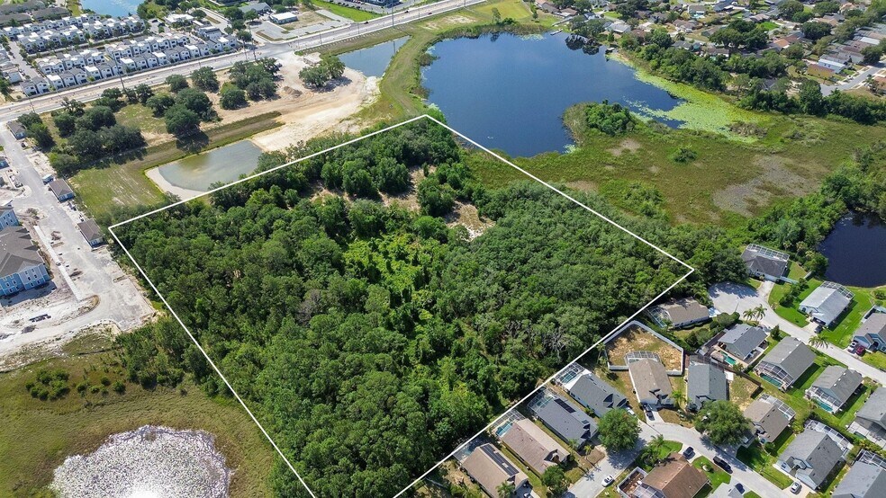 Lake Wilson Rd, Davenport, FL à vendre - Photo principale – Image 1 sur 4