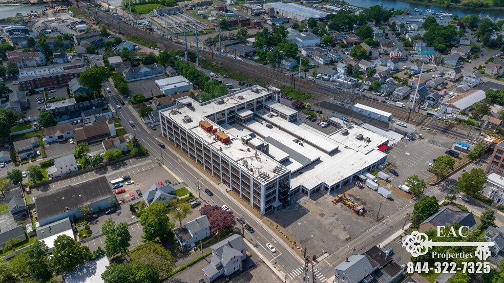 25 Van Zant St, Norwalk, CT à louer - Photo de l’immeuble – Image 1 sur 17