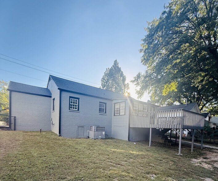 202 W Chatham St, Apex, NC à vendre - Photo de l’immeuble – Image 2 sur 17