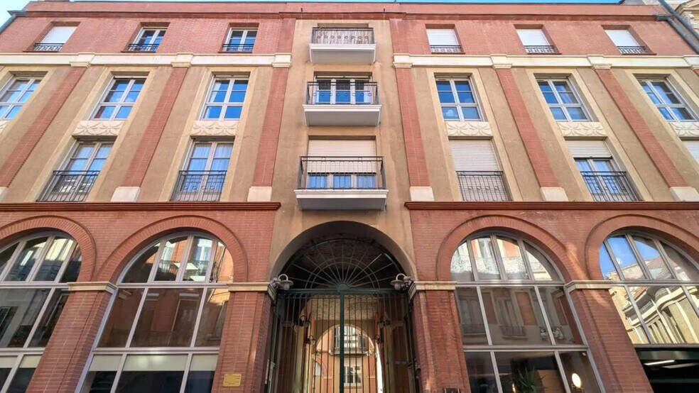 Bureau dans Toulouse à louer - Photo de l’immeuble – Image 1 sur 11