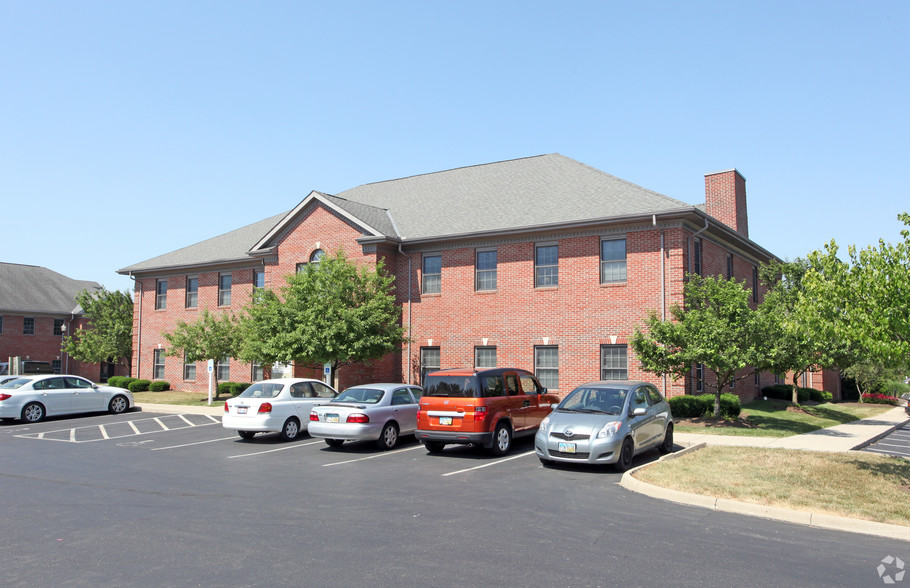100 Dorchester Sq, Westerville, OH à louer - Photo de l’immeuble – Image 2 sur 11