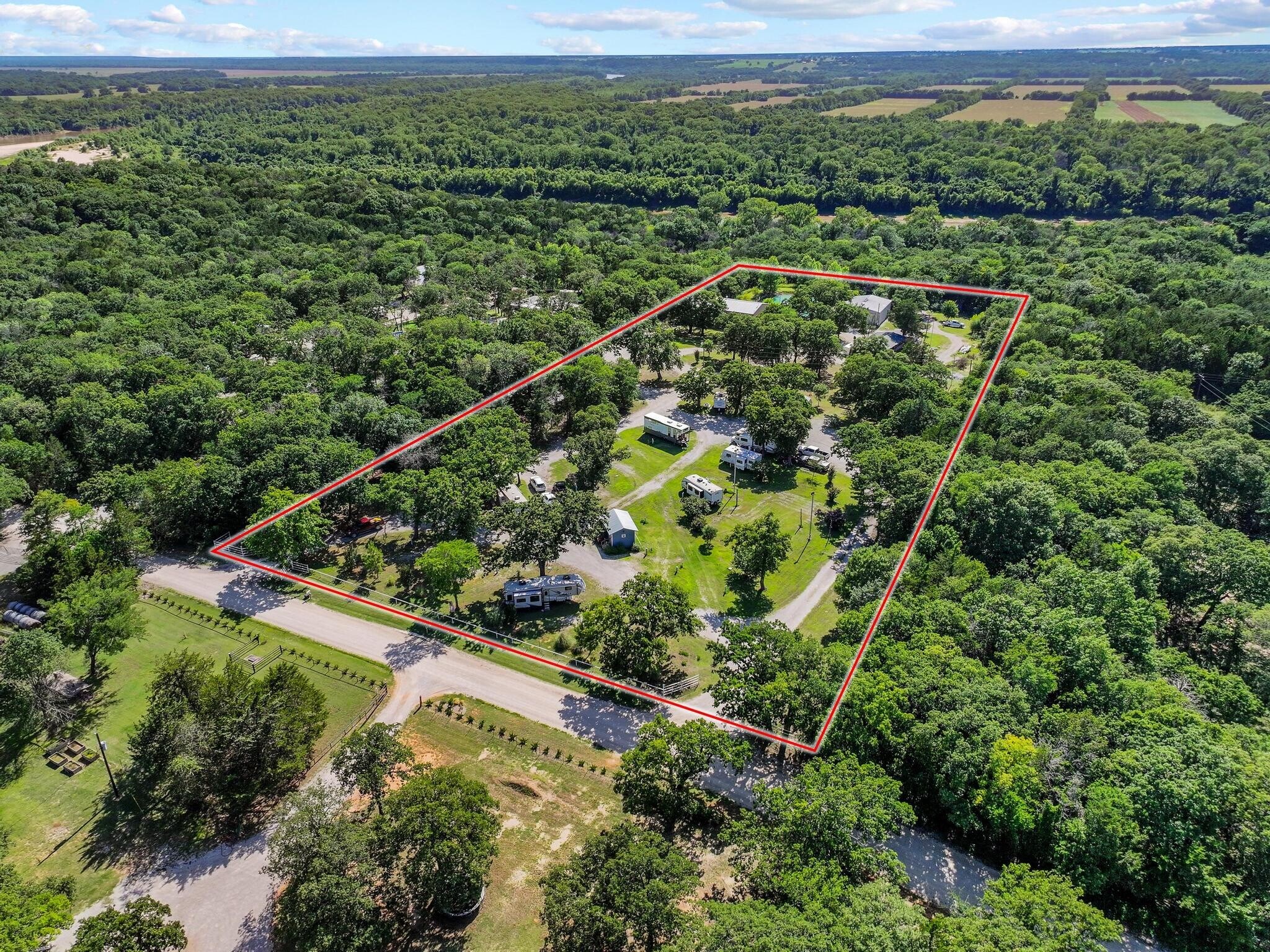 4411-4455 County Road 127, Whitesboro, TX à vendre Photo de l’immeuble– Image 1 sur 56