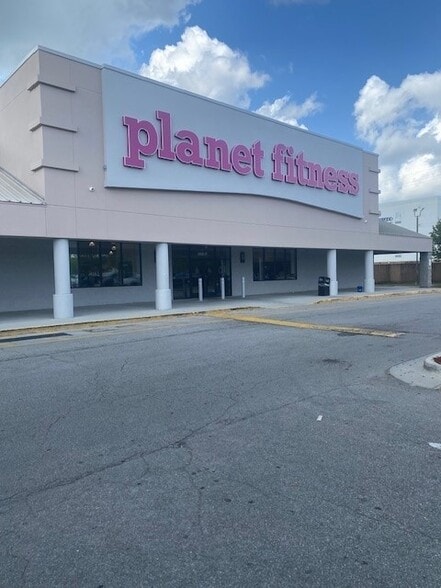 2025 N Marine Blvd, Jacksonville, NC à louer - Photo de l’immeuble – Image 2 sur 3