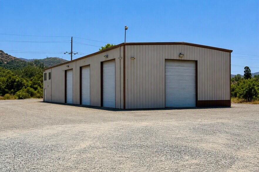 937 A St, Fillmore, CA à louer - Photo de l’immeuble – Image 2 sur 13
