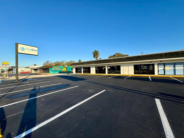 4257 W Kennedy Blvd, Tampa, FL à louer - Photo de l’immeuble – Image 3 sur 9