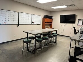 1615 SE Cortina Dr, Ankeny, IA à louer Photo intérieure– Image 2 sur 7