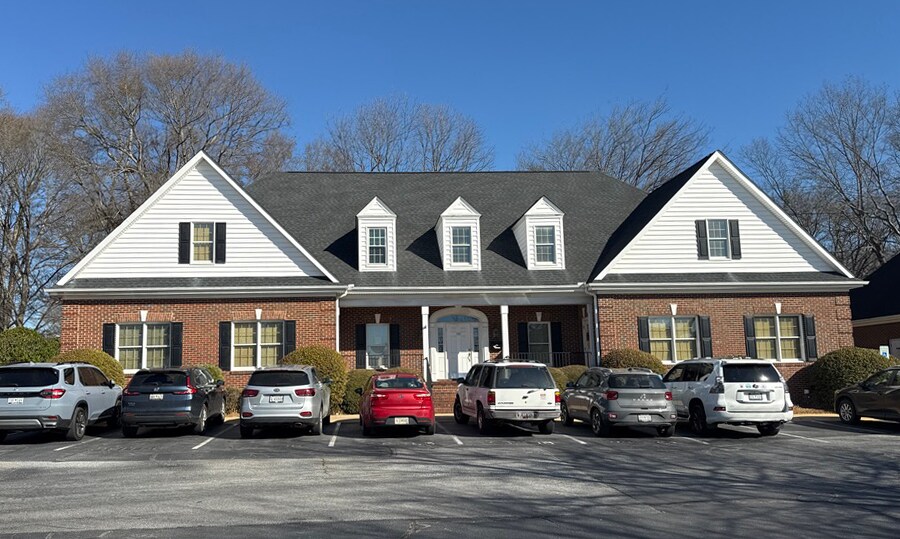 102 Commons Blvd, Piedmont, SC à louer - Photo de l’immeuble – Image 3 sur 12