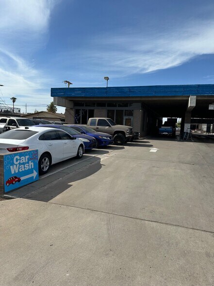 324 N Country Club Dr, Mesa, AZ à louer - Photo de l’immeuble – Image 3 sur 8