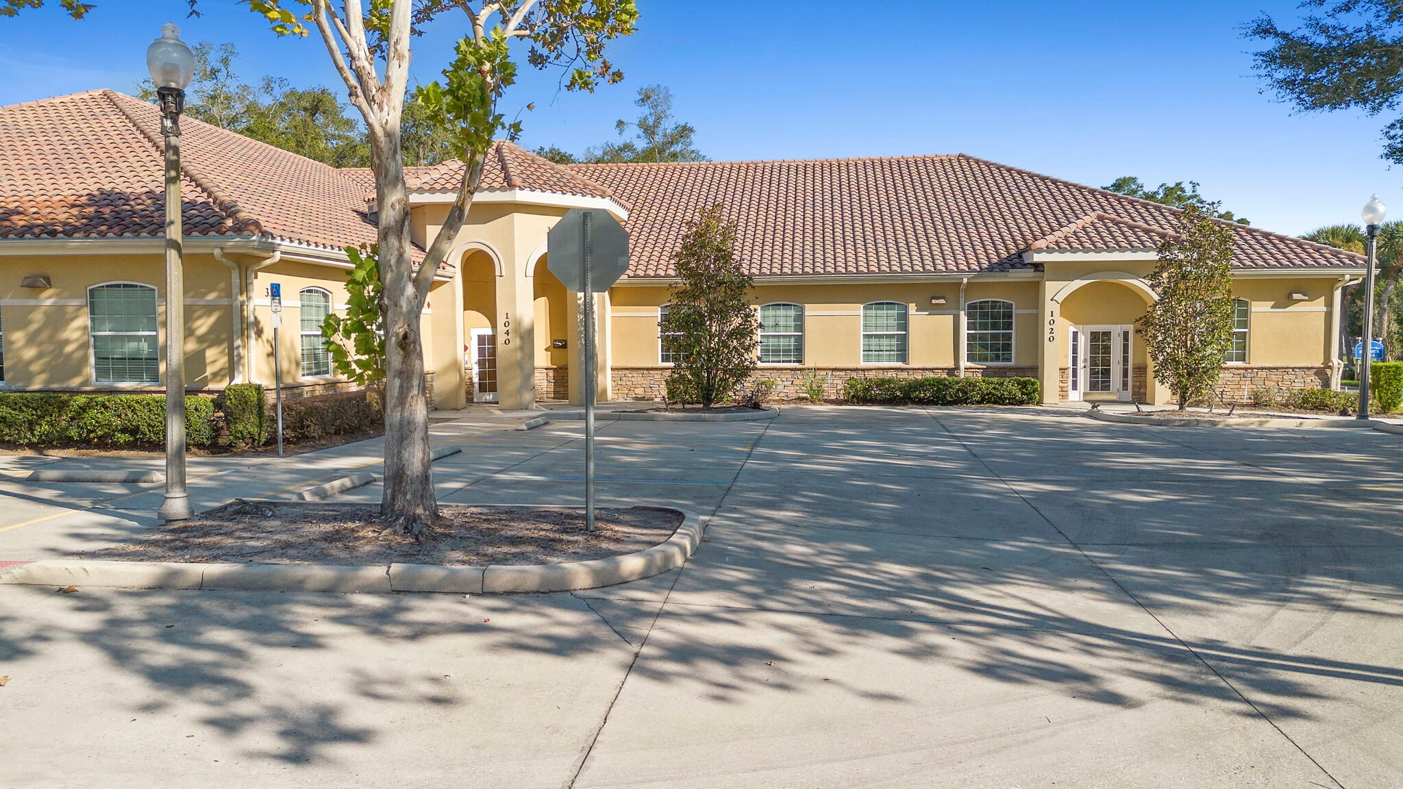 330 Harbour Isle Way, Longwood, FL à louer Photo de l’immeuble– Image 1 sur 7