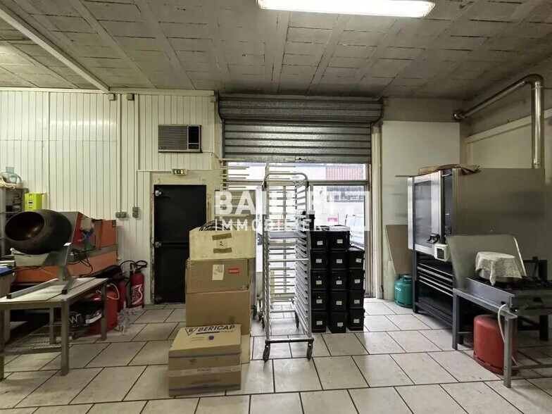 Industriel/Logistique dans Mougins à louer - Photo intérieure – Image 1 sur 15