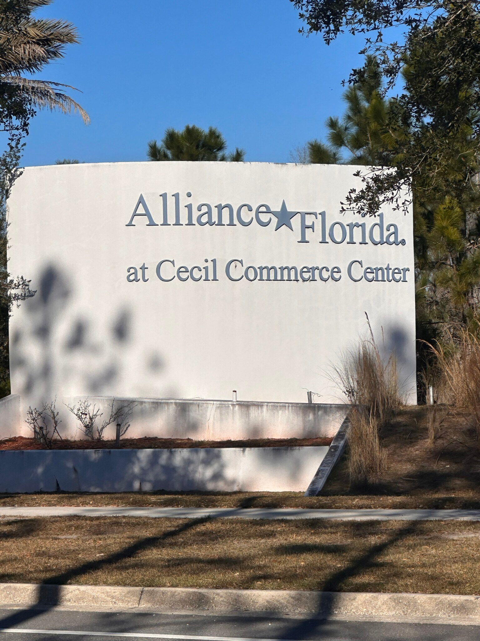 13550 Fscj Cecil Dr, Jacksonville, FL à vendre Photo de l’immeuble– Image 1 sur 2