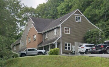 1064 Meadowview Dr, Boone, NC à louer Photo de l’immeuble– Image 1 sur 3