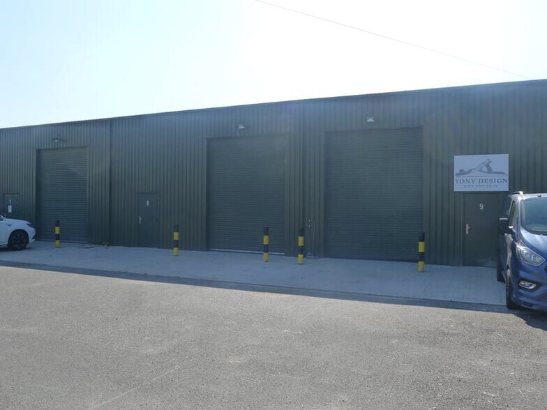 Unit 23 Leaside Industrial Park, Sedge Green, Nazeing à louer - Photo de l’immeuble – Image 2 sur 3