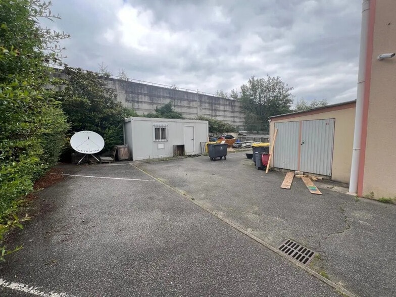 12 Rue Jean-Baptiste Huet, Jouy-en-Josas à vendre - Photo de l’immeuble – Image 3 sur 12