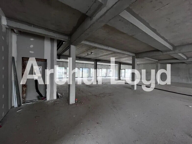 Bureau dans Épron à vendre - Photo intérieure – Image 3 sur 4