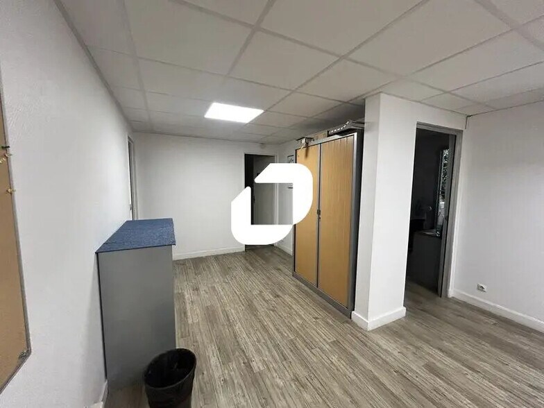 Bureau dans Paris à louer - Photo de l’immeuble – Image 3 sur 10