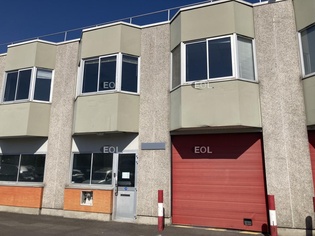 Industriel/Logistique dans Villejuif à louer Photo de l’immeuble– Image 1 sur 9