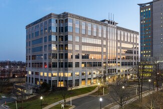 Plus de détails pour 4825 Mark Center Dr, Alexandria, VA - Bureau à louer