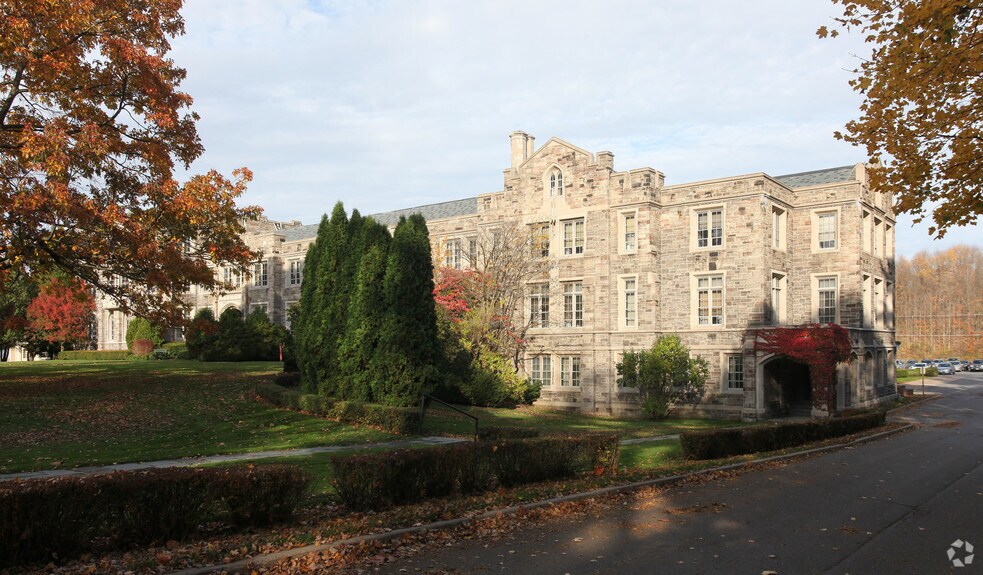 181 Kenwood Ave, Oneida, NY à louer - Photo principale – Image 1 sur 7
