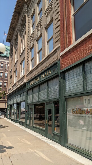 Plus de détails pour 115 W Jefferson St, Bloomington, IL - Bureau à louer