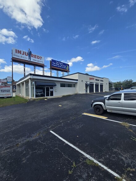 897 N Monroe St, Tallahassee, FL à vendre - Photo de l’immeuble – Image 2 sur 5