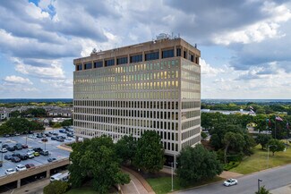 Plus de détails pour 6300 Ridglea Pl, Fort Worth, TX - Bureau à louer