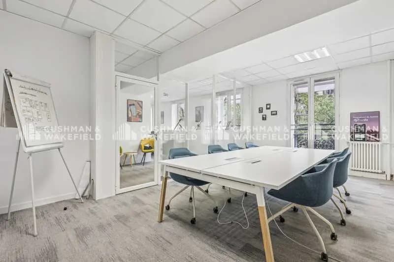 42 Boulevard De Sébastopol, Paris à louer - Photo de l’immeuble – Image 2 sur 14