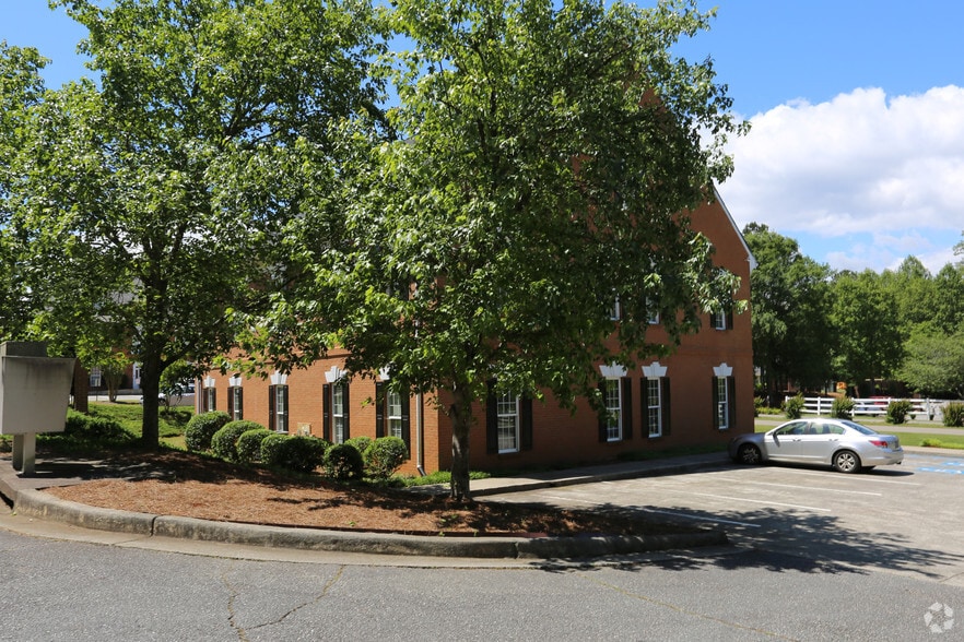 103 Springfield Center Dr, Woodstock, GA à louer - Photo principale – Image 3 sur 27