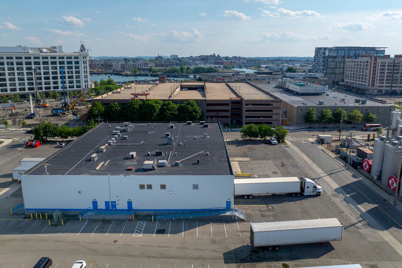 310-312 Northern Ave, Boston, MA 02210 - Lot 1 - - Photo intérieure - Image 1 of 13