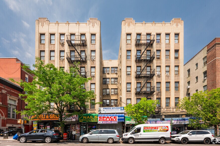 395 E 151st St, Bronx, NY à vendre - Photo de l’immeuble – Image 3 sur 5