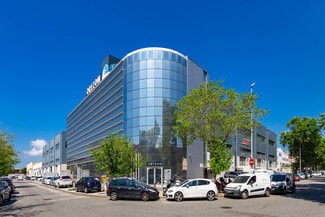 Plus de détails pour Carrer de Sant Ferran, 76, Cornellà de Llobregat - Industriel/Logistique à louer