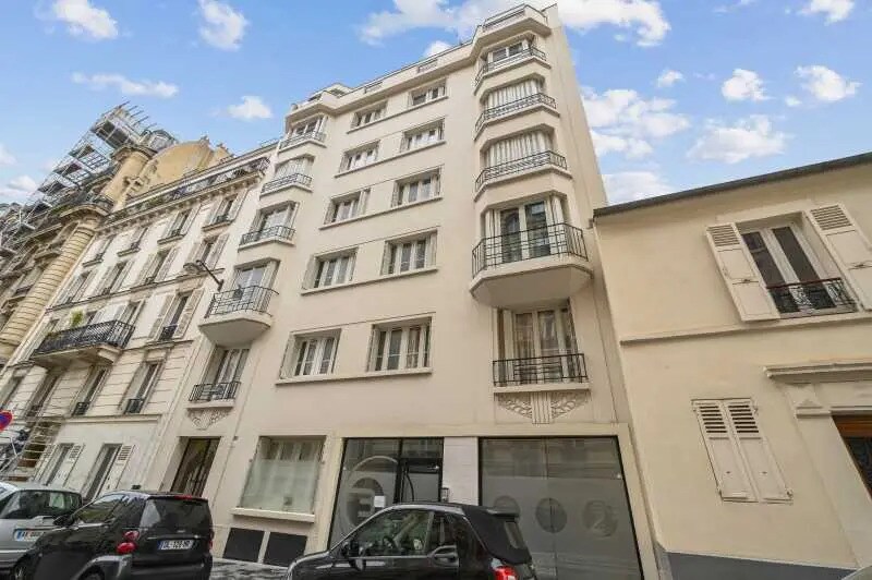 Bureau dans Paris à louer - Photo de l’immeuble – Image 1 sur 6