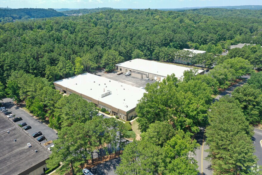 2190-2192 Parkway Lake Dr, Birmingham, AL à louer - Photo de l’immeuble – Image 3 sur 5