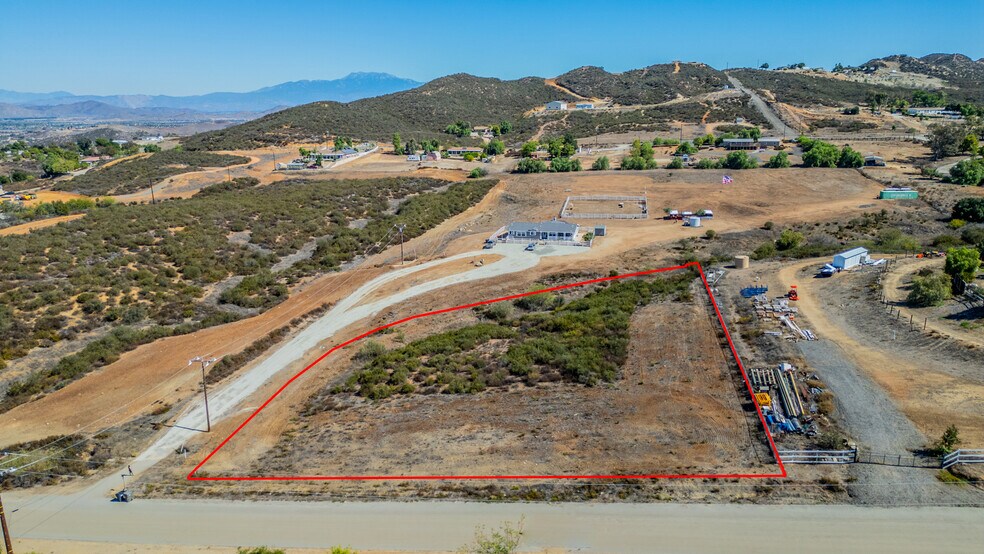 0 Sunset Ave, Menifee, CA à vendre - Aérien – Image 1 sur 11