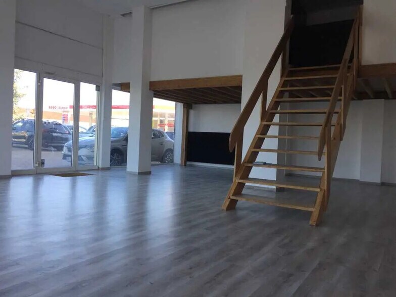 Local commercial dans Soissons à louer - Photo de l’immeuble – Image 1 sur 2