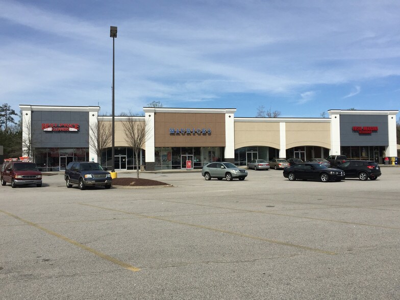 805 Towne Centre Blvd, Clayton, NC à louer - Photo de l’immeuble – Image 3 sur 4