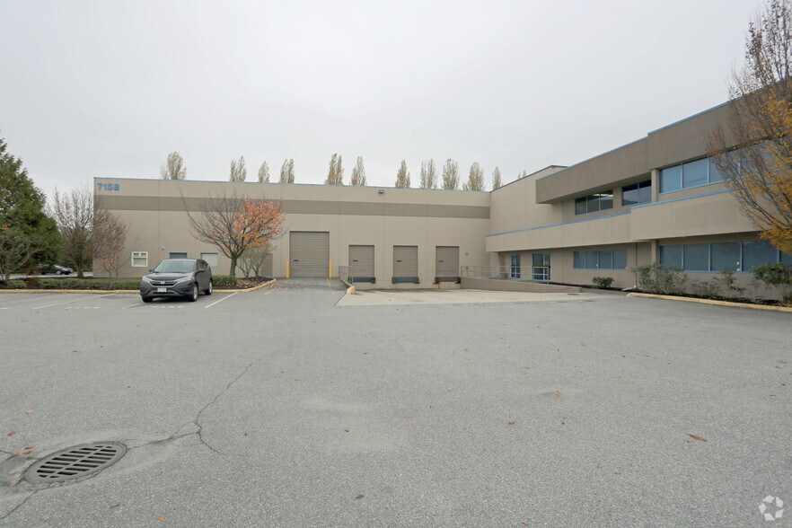 7158-7168 Progress Way, Delta, BC à louer - Photo de l’immeuble – Image 2 sur 5