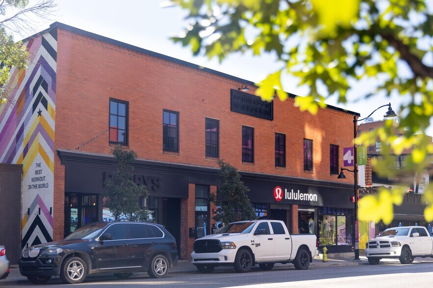 2306 4th St SW, Calgary, AB à louer - Photo de l’immeuble – Image 3 sur 6