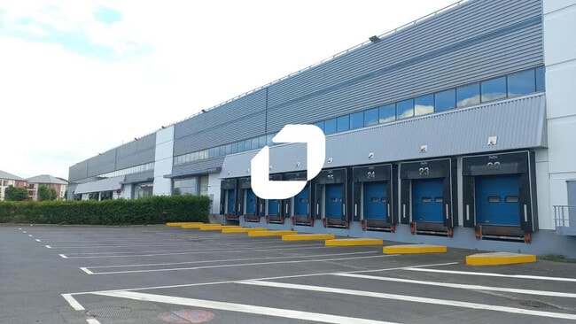 Plus de détails pour Bureau, Industriel/Logistique à louer