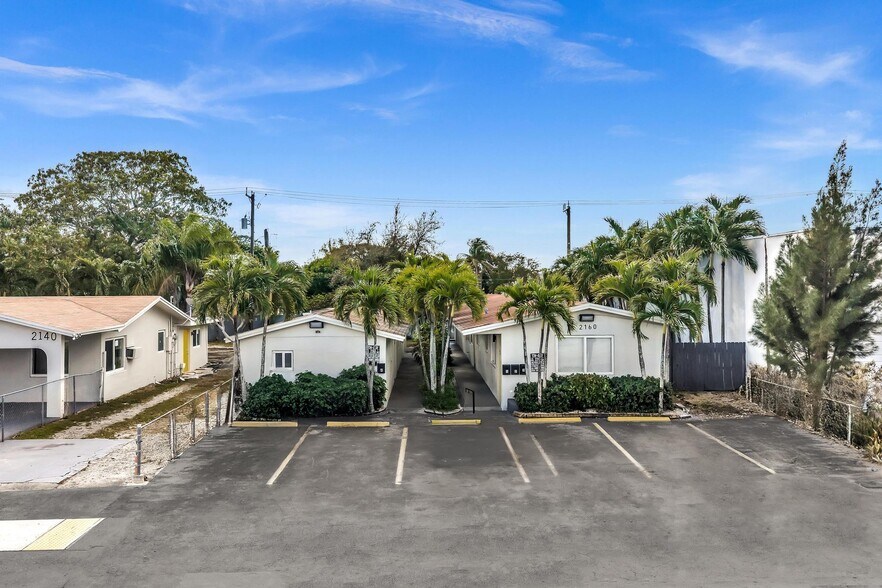 2140-2160 NW 29th St, Oakland Park, FL à vendre - Photo de l’immeuble – Image 2 sur 21